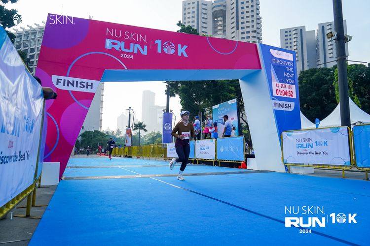 Race photo from Nu Skin Run 10K
