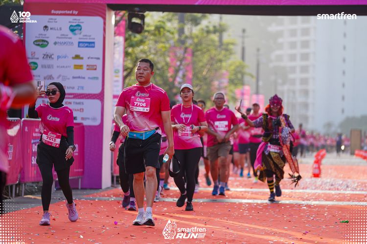 Race photo from Smartfren Run 2025 