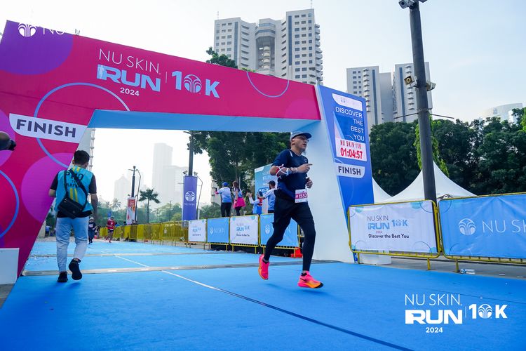 Race photo from Nu Skin Run 10K