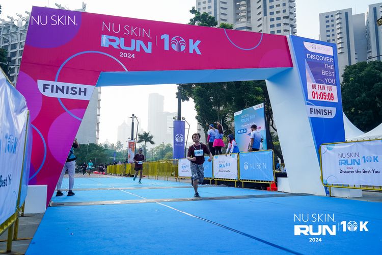 Race photo from Nu Skin Run 10K