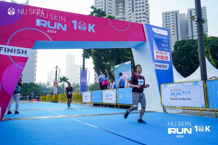 Race photo from Nu Skin Run 10K