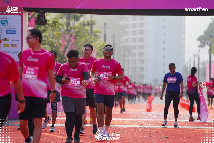 Race photo from Smartfren Run 2025 