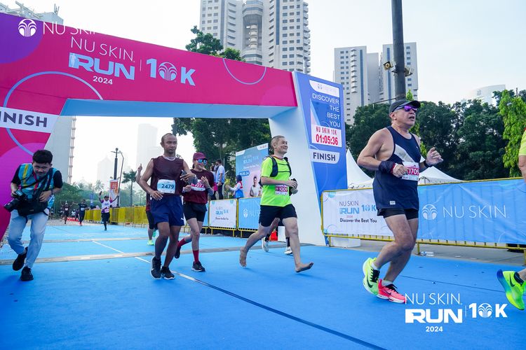 Race photo from Nu Skin Run 10K