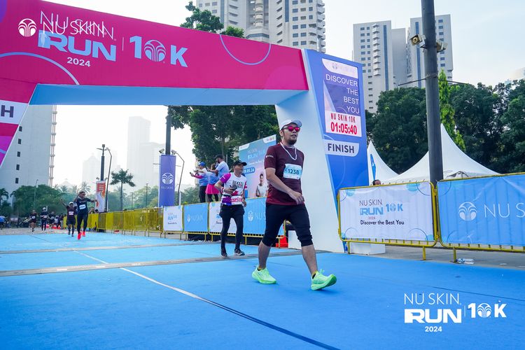 Race photo from Nu Skin Run 10K