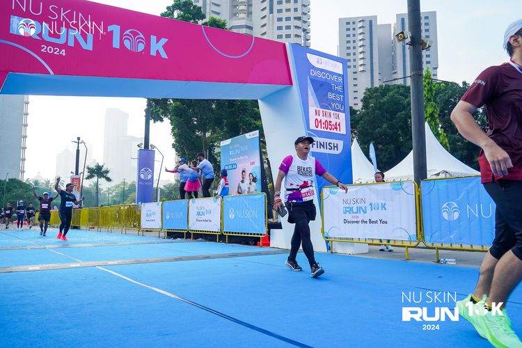 Race photo from Nu Skin Run 10K
