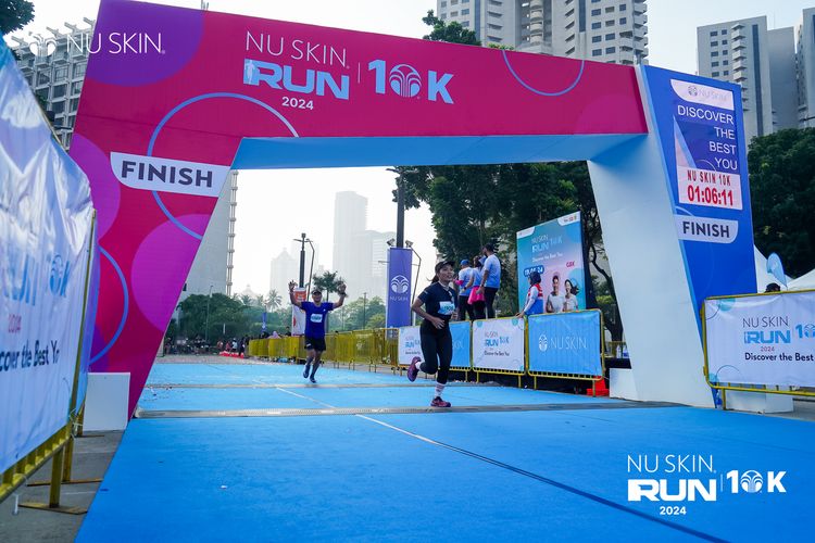 Race photo from Nu Skin Run 10K