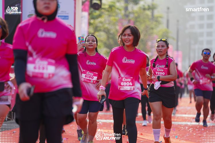 Race photo from Smartfren Run 2025 