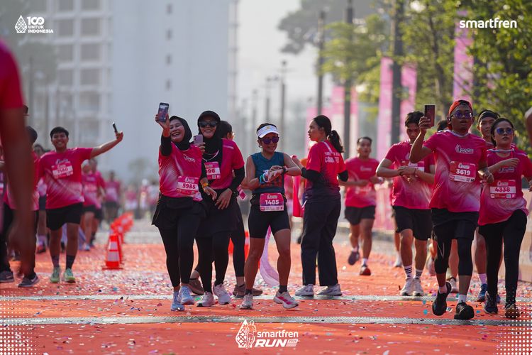 Race photo from Smartfren Run 2025 