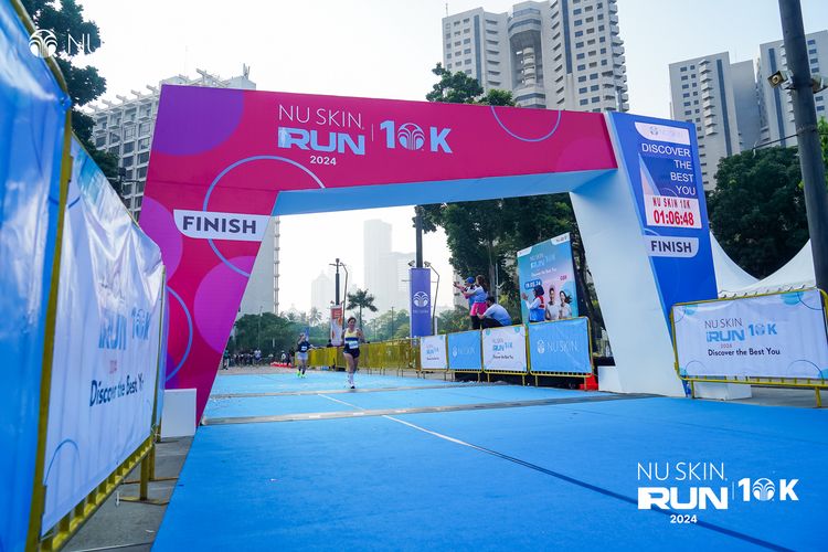 Race photo from Nu Skin Run 10K