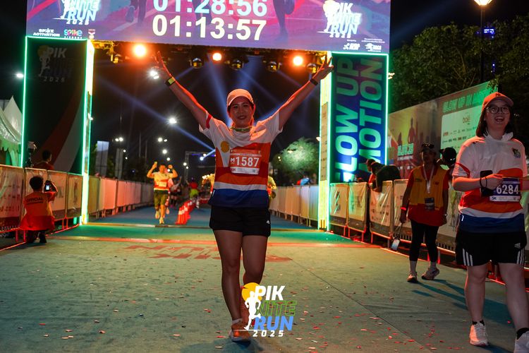 Race photo from PIK NITE RUN 2025