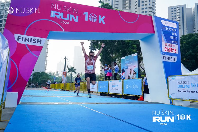 Race photo from Nu Skin Run 10K