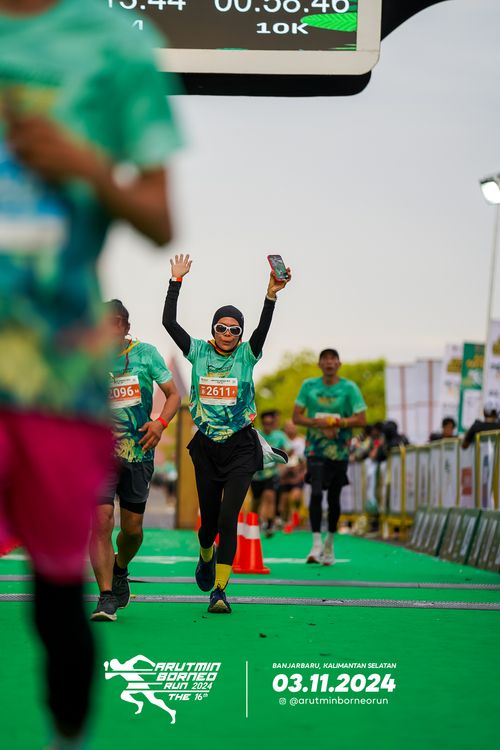 Race photo from Arutmin Borneo Run 2024