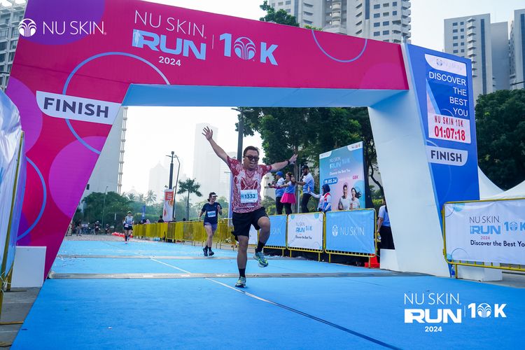 Race photo from Nu Skin Run 10K