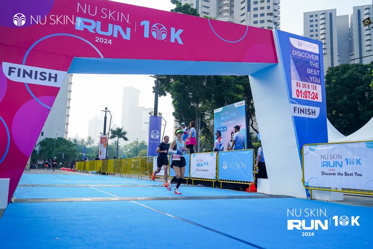 Race photo from Nu Skin Run 10K