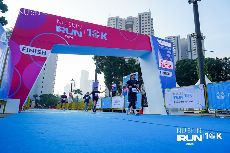Race photo from Nu Skin Run 10K