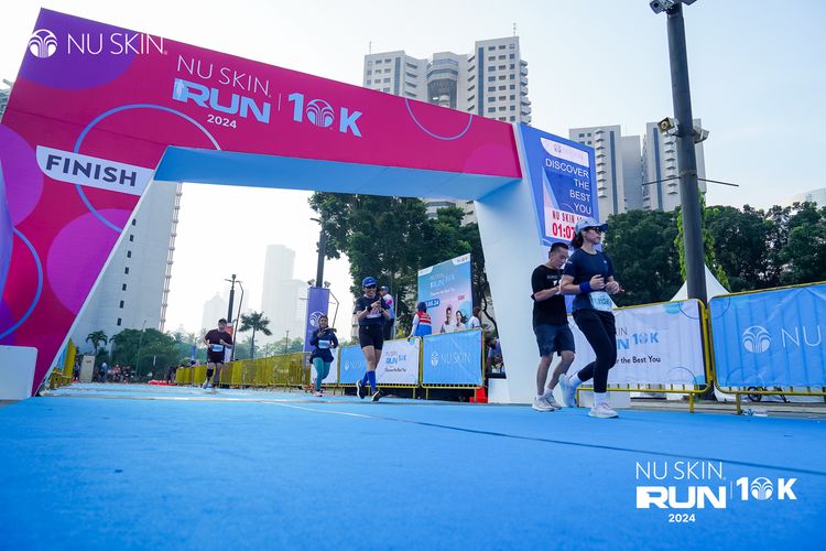 Race photo from Nu Skin Run 10K