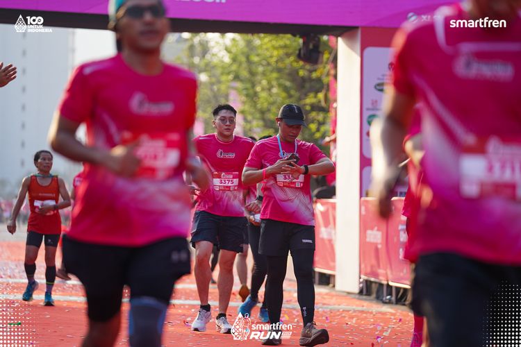 Race photo from Smartfren Run 2025 