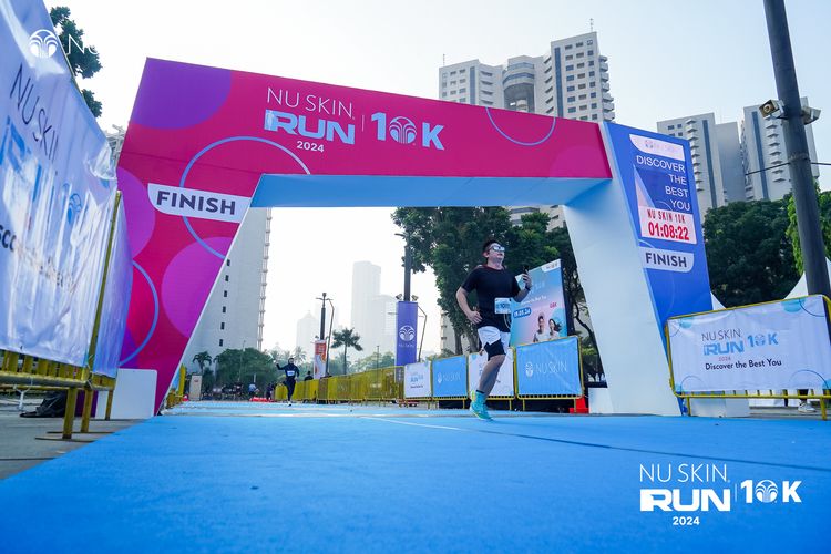Race photo from Nu Skin Run 10K