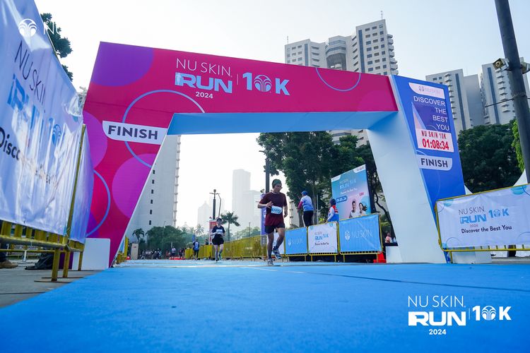 Race photo from Nu Skin Run 10K