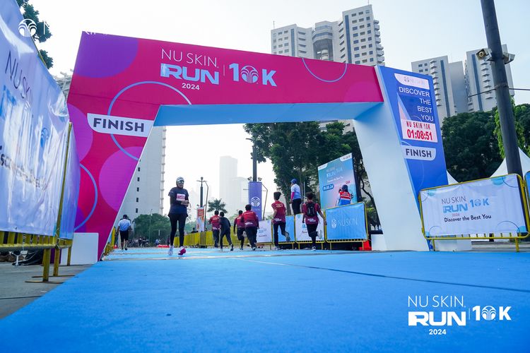 Race photo from Nu Skin Run 10K