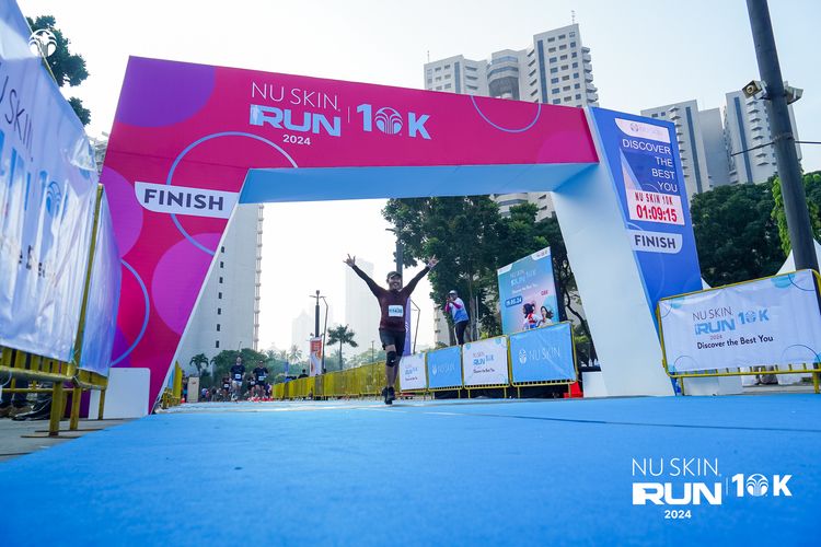 Race photo from Nu Skin Run 10K