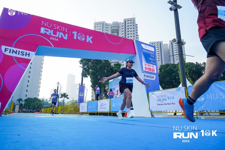 Race photo from Nu Skin Run 10K