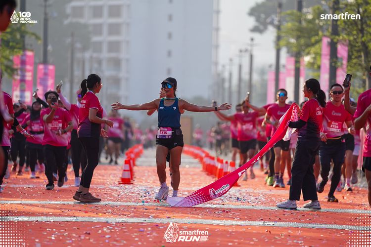 Race photo from Smartfren Run 2025 