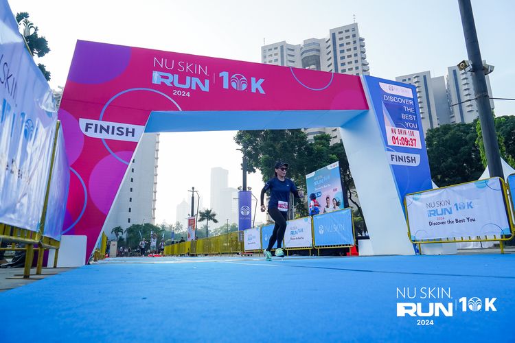 Race photo from Nu Skin Run 10K