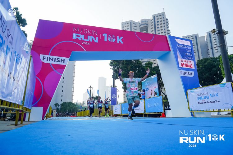 Race photo from Nu Skin Run 10K
