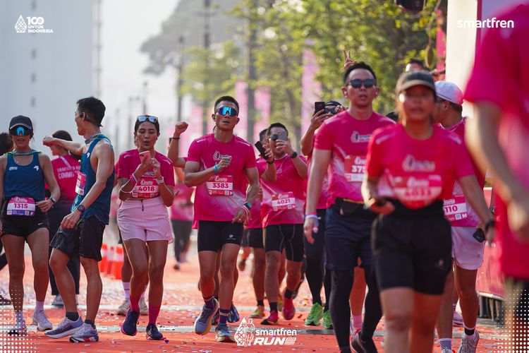 Race photo from Smartfren Run 2025 