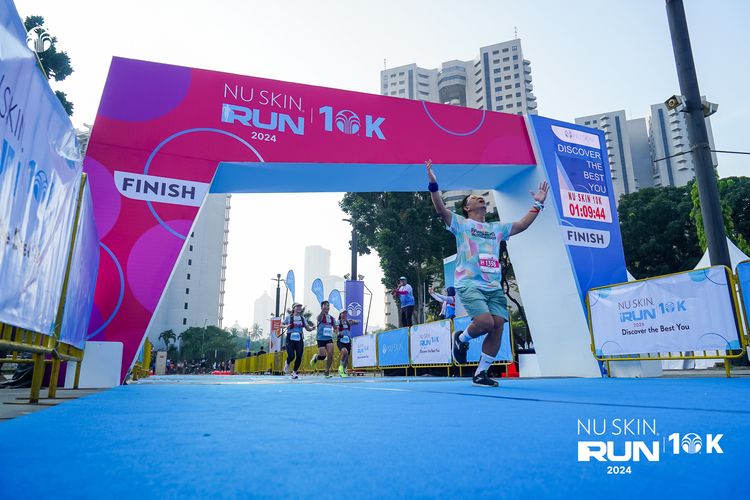 Race photo from Nu Skin Run 10K