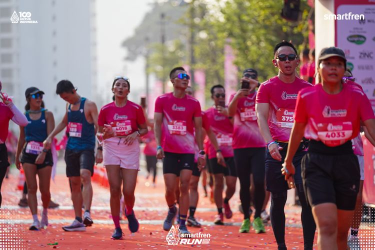 Race photo from Smartfren Run 2025 