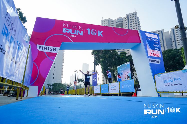 Race photo from Nu Skin Run 10K