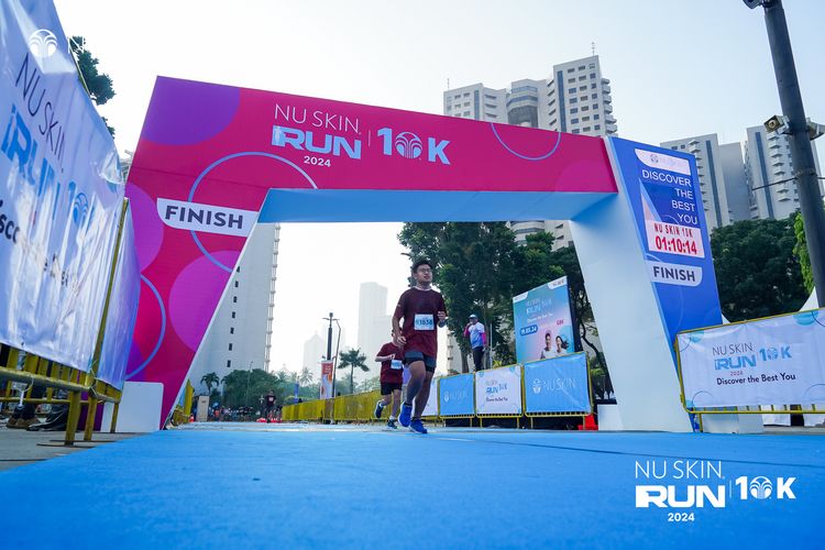 Race photo from Nu Skin Run 10K