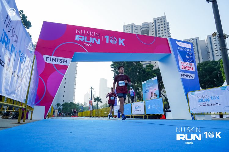 Race photo from Nu Skin Run 10K