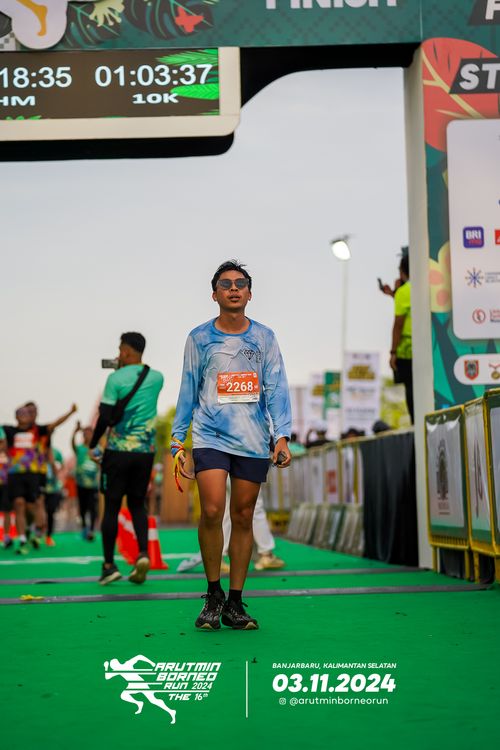Race photo from Arutmin Borneo Run 2024