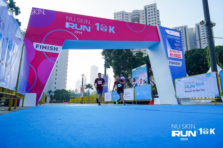 Race photo from Nu Skin Run 10K