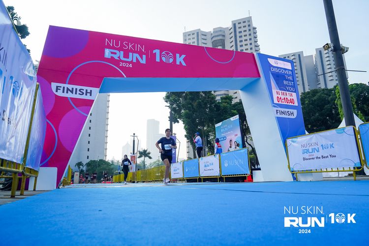 Race photo from Nu Skin Run 10K