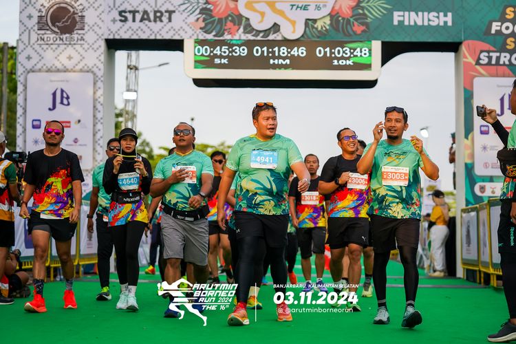 Race photo from Arutmin Borneo Run 2024