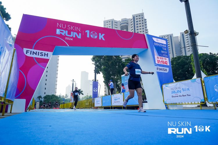Race photo from Nu Skin Run 10K