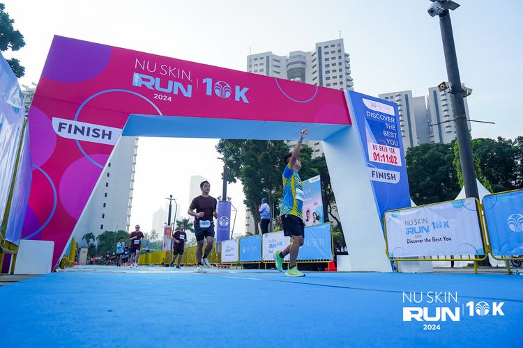 Race photo from Nu Skin Run 10K