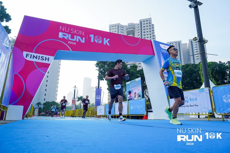Race photo from Nu Skin Run 10K
