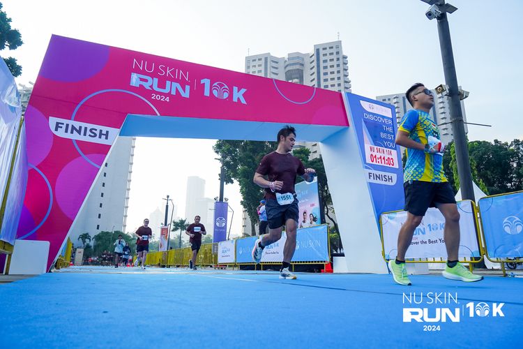 Race photo from Nu Skin Run 10K