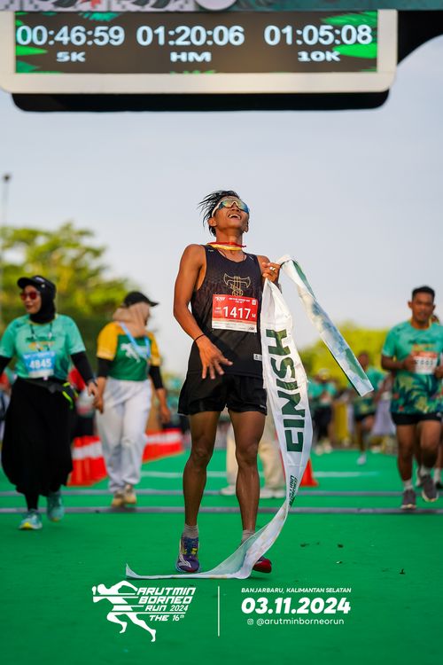 Race photo from Arutmin Borneo Run 2024