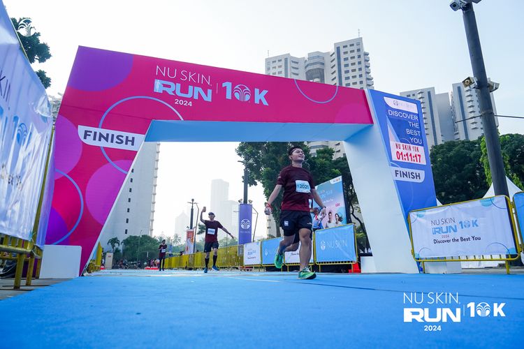 Race photo from Nu Skin Run 10K