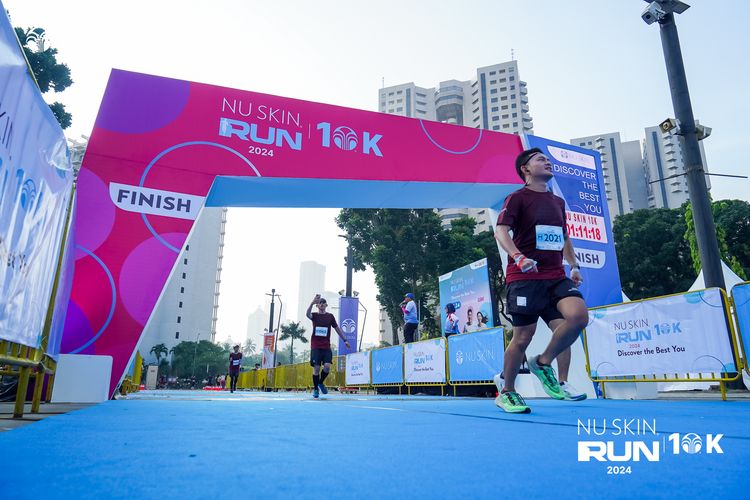 Race photo from Nu Skin Run 10K