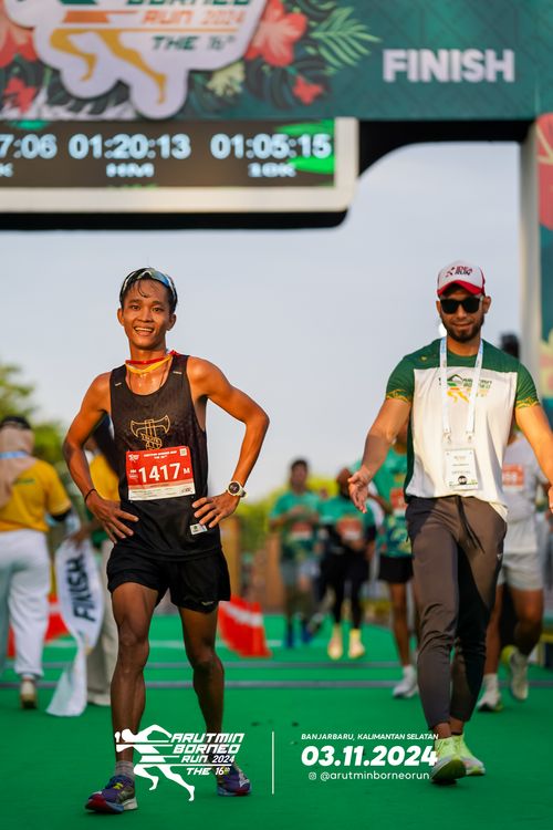 Race photo from Arutmin Borneo Run 2024