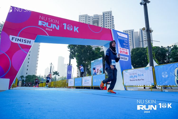 Race photo from Nu Skin Run 10K