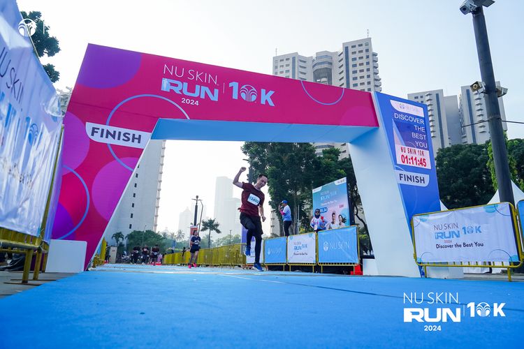 Race photo from Nu Skin Run 10K