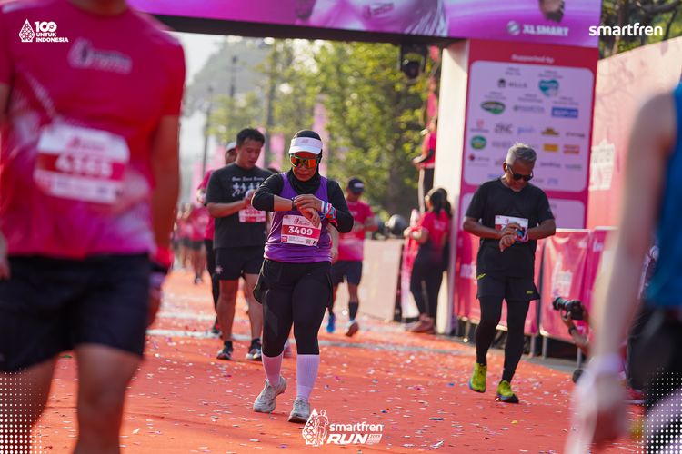 Race photo from Smartfren Run 2025 